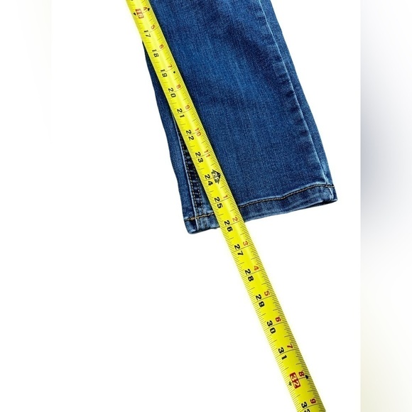 Levi’s 511 Performance Slim - Picture 9 of 12